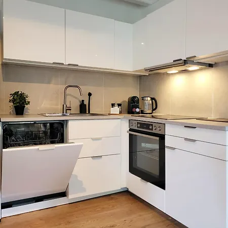 Charmante Mit Terrasse - Nur 50m Zum Mit Eigenem Parkplatz Und Fahrradunterstellmoeglichkeit Apartmán *