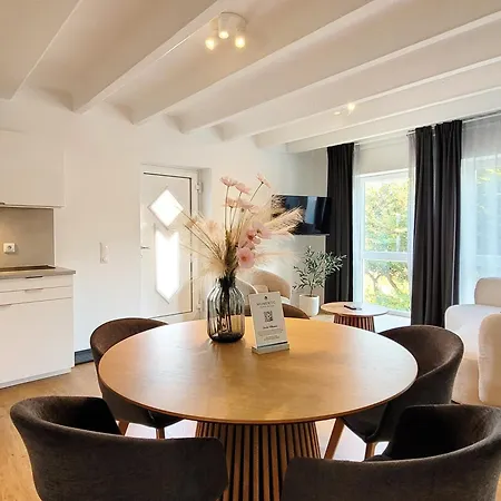Apartmán Charmante Mit Terrasse - Nur 50m Zum Mit Eigenem Parkplatz Und Fahrradunterstellmoeglichkeit