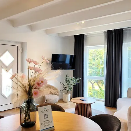 Charmante Mit Terrasse - Nur 50m Zum Mit Eigenem Parkplatz Und Fahrradunterstellmoeglichkeit Apartmán *